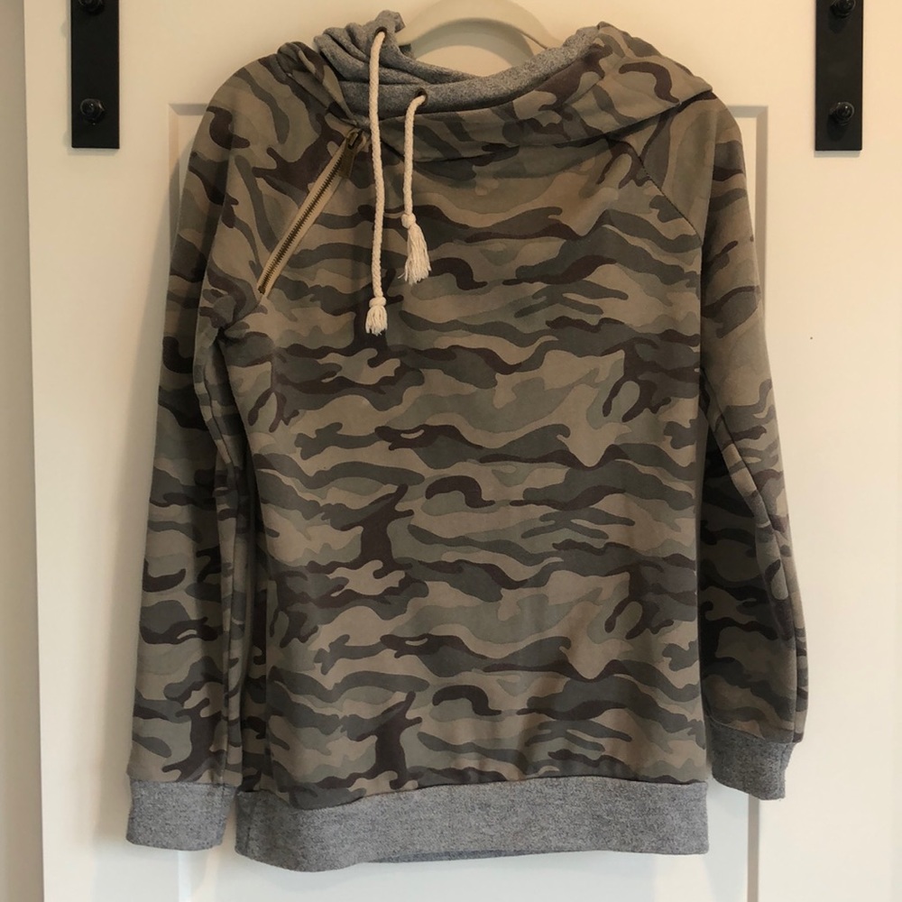MMM double hooded sweatshirt